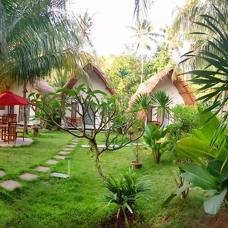 Ananta Bungalow Sakti Luaran gambar